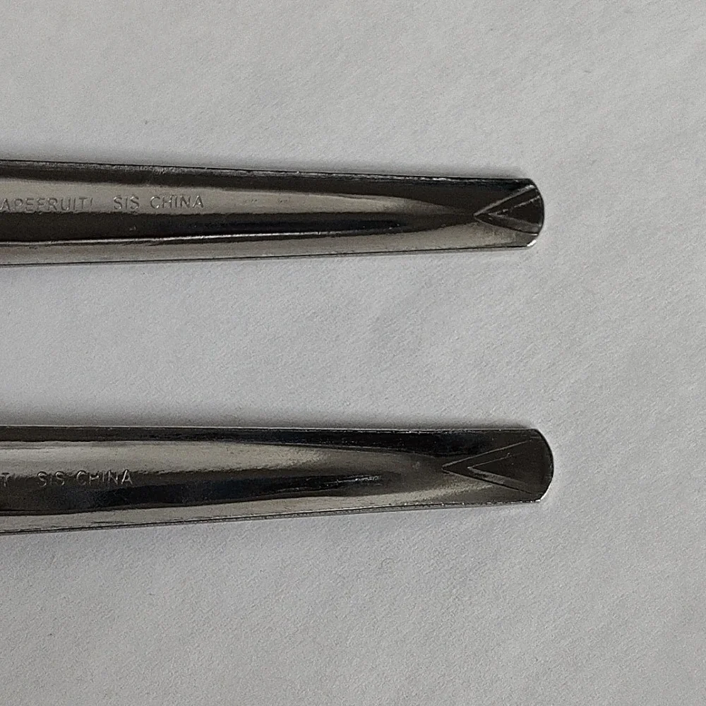 Enjoy Grapefruit Serrated Stainless Steel Spoons Lot Of 2 Made In China